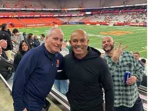Yankees legend attends SU lacrosse game to watch his son