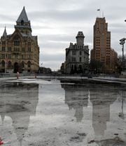 Warm weather still hangs around in Central New York with temperatures in the 60”s. March 11, 2021. The ice melts at the Syracuse skating rink  located at Clinton Square. Dennis Nett | dnett@syracuse.com